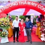 Chụp ảnh khai trương tại Hà Nội
